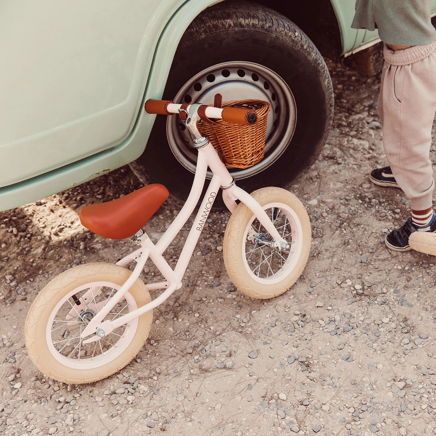 Banwood First Go Balance Bike - Pink